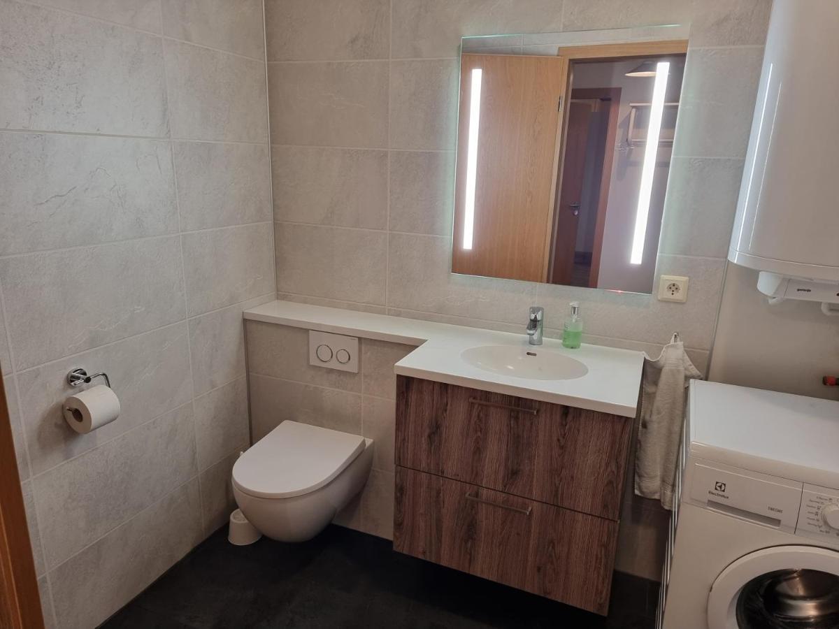 Litla-Hof Guesthouse ภายนอก รูปภาพ