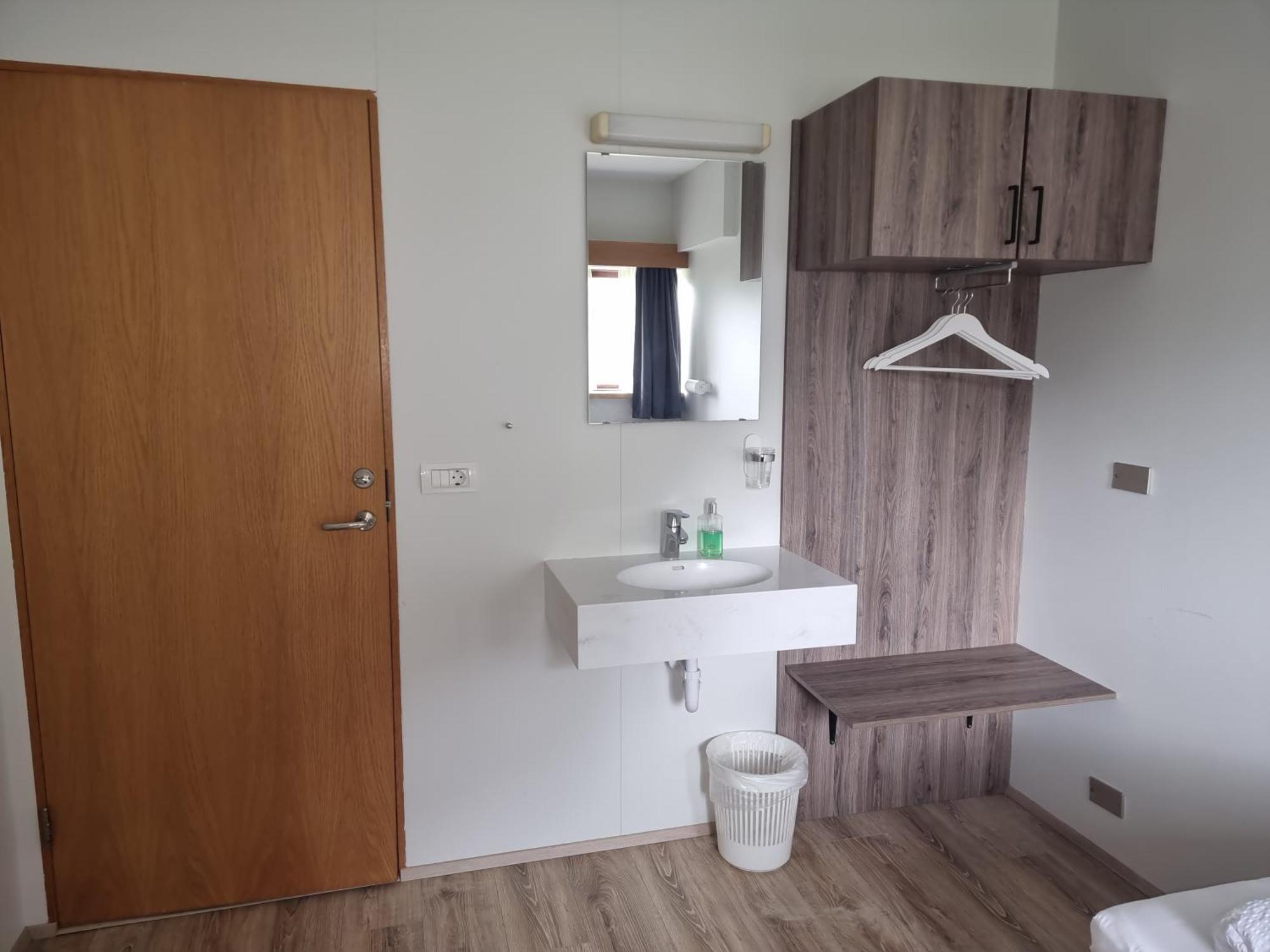 Litla-Hof Guesthouse ภายนอก รูปภาพ