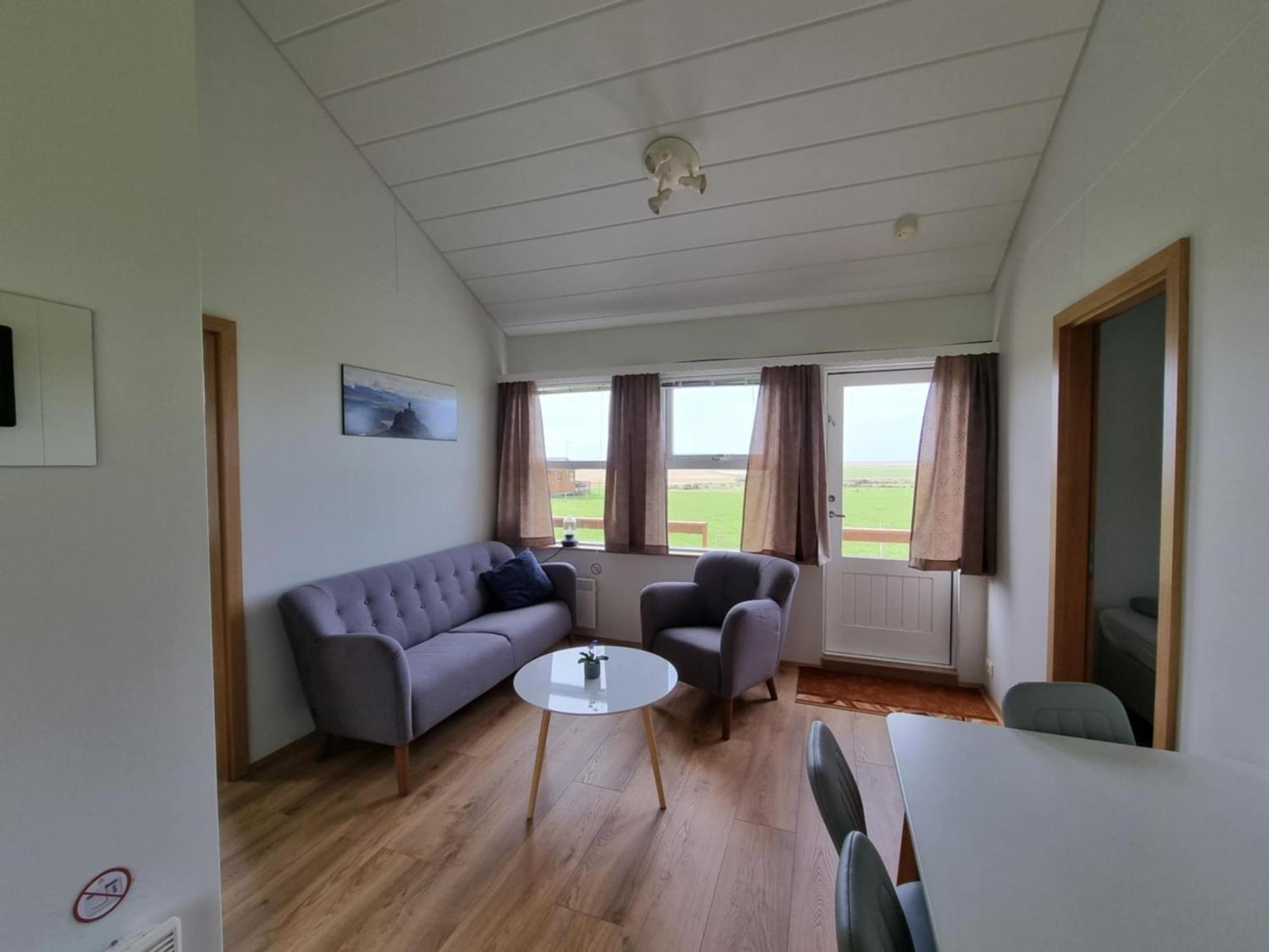 Litla-Hof Guesthouse ภายนอก รูปภาพ